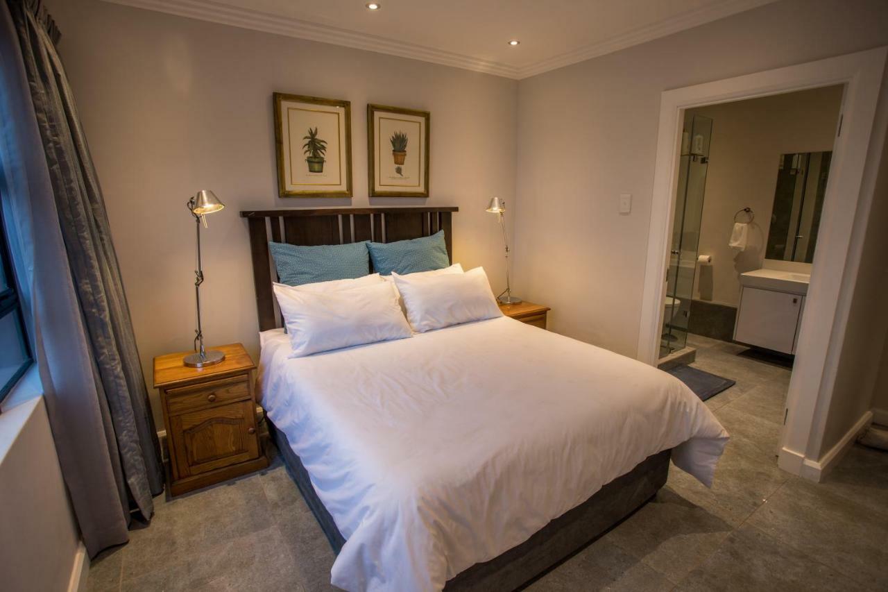 At The Point - Penthouse Plush Perfection